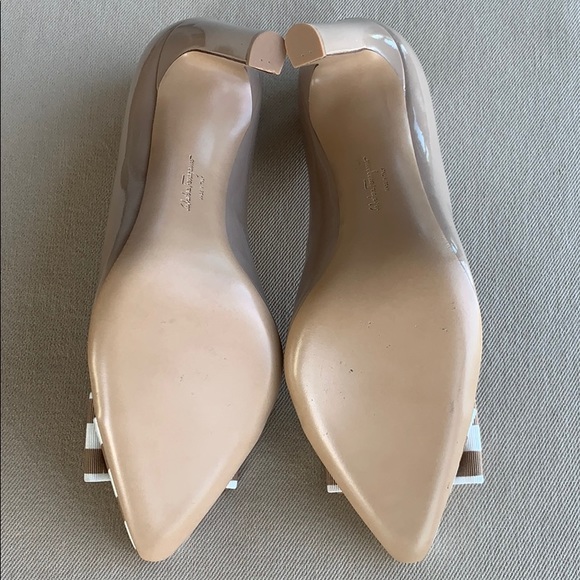 Salvatore Ferragamo Ezia 100mm Pumps - Picture 3 of 15